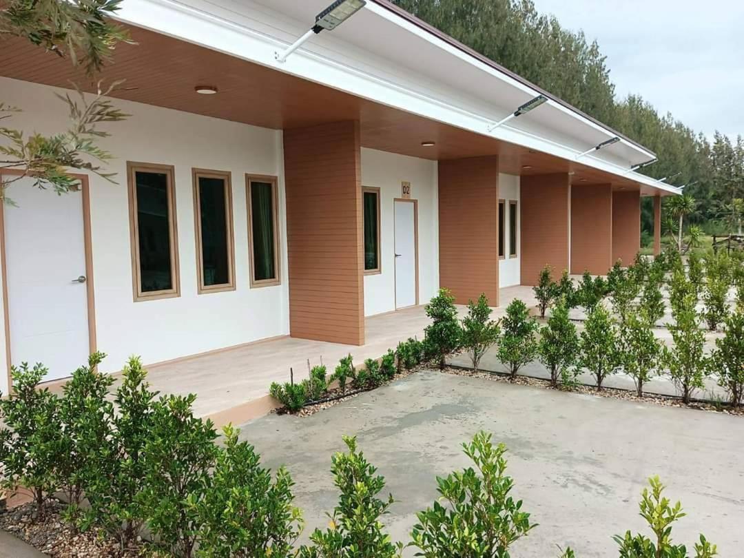 Three Bays Resort プラチュワップキーリーカン エクステリア 写真